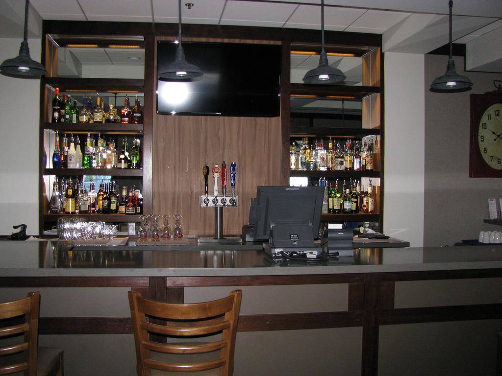 Billy Barker Casino Hotel Quesnel Luaran gambar