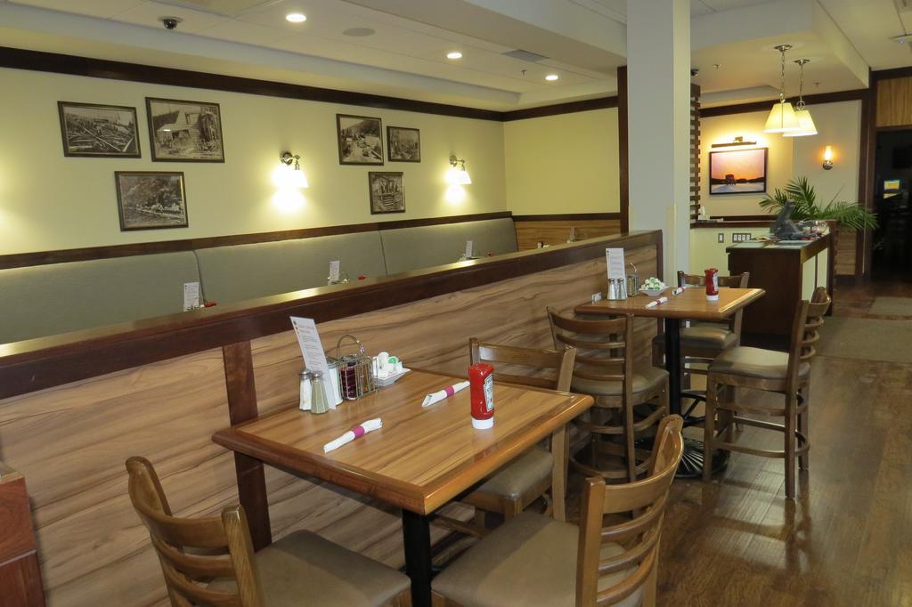 Billy Barker Casino Hotel Quesnel Luaran gambar